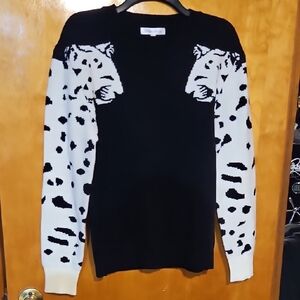🐆Black and Cream Leopard Sweater 🐆